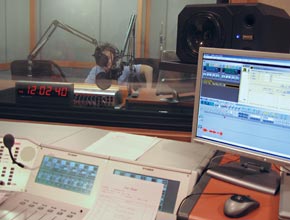Arirang FM, big production studio